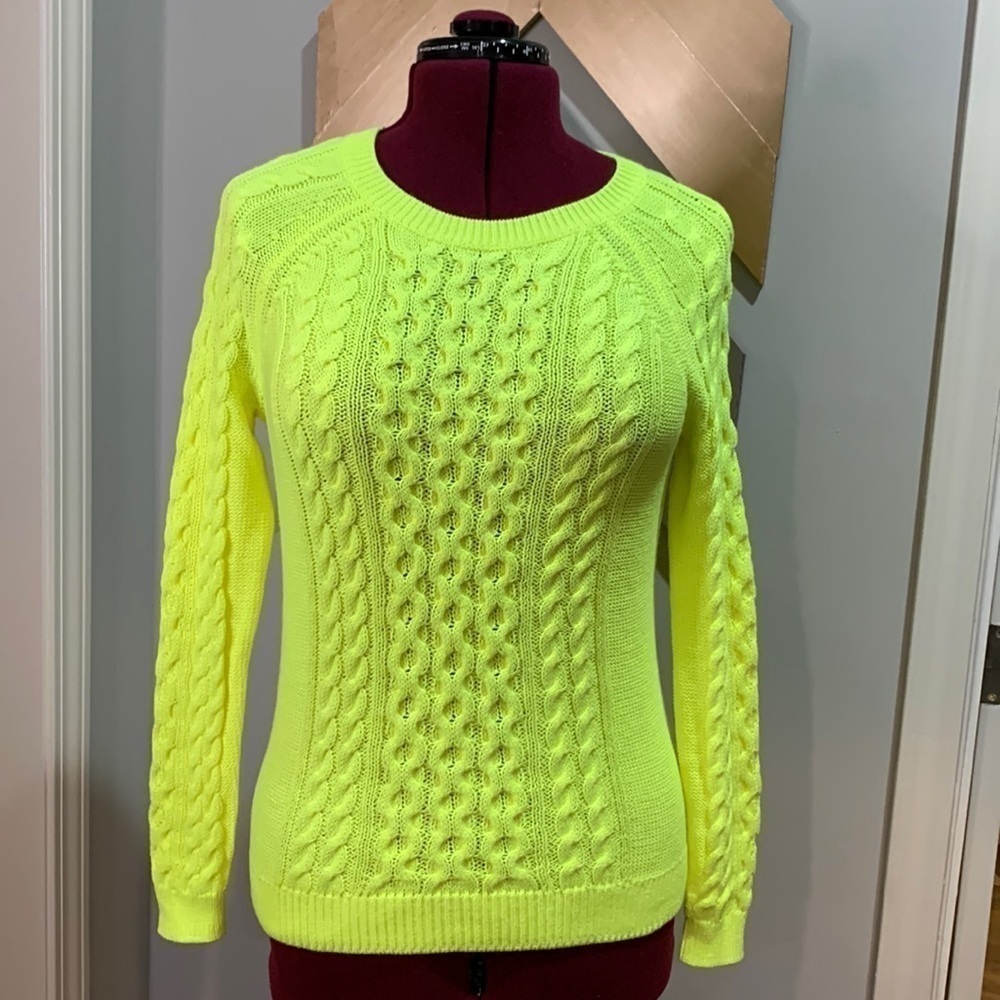 Highlighter yellow GAP cable knit sweater size small